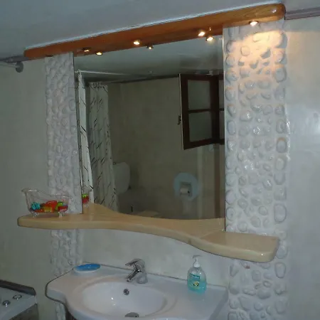 Rania & Suites Sea View Bed and breakfast