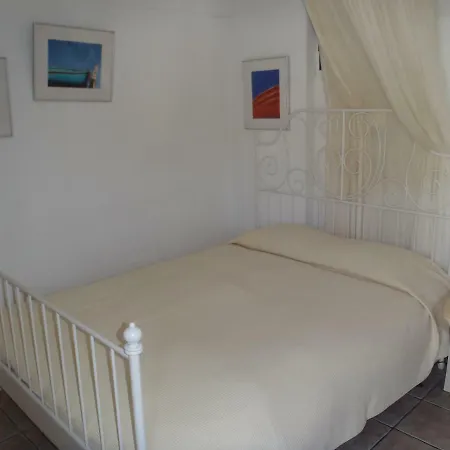 ベッド・アンド・ブレックファスト Rania & Suites Sea View *