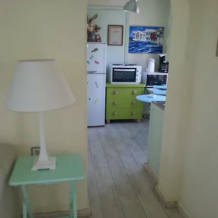 ベッド・アンド・ブレックファスト Rania & Suites Sea View *